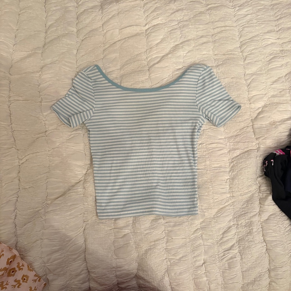 Open-back Mint and white striped tee